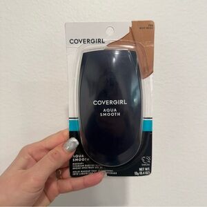 Covergirl Aqua Smooth Foundation + SPF 20 in 725 Buff Beige 12g